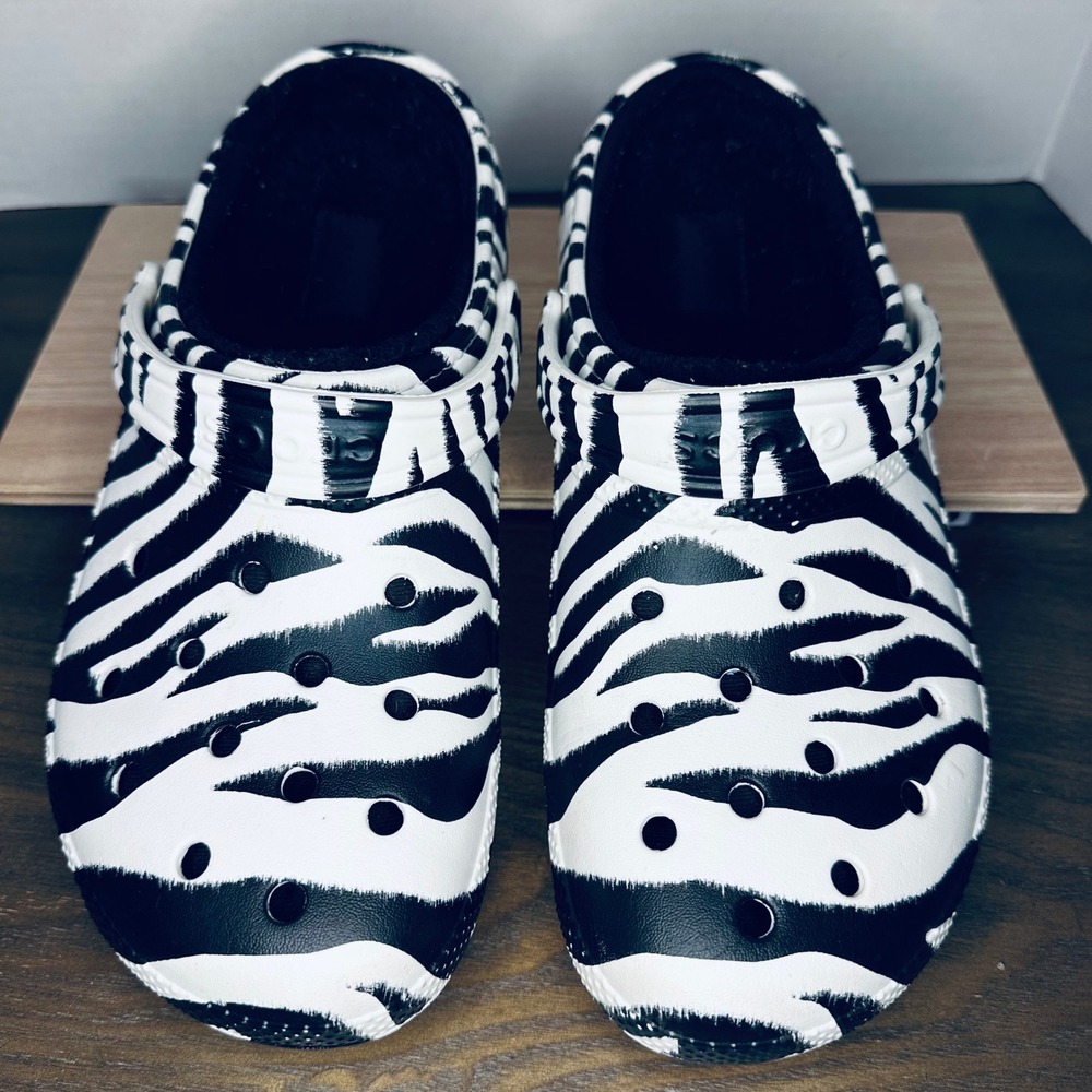 Crocs Classic Lined Zebra Print‎ Clogs Mens 9 Womens 11 Black White Fleece Shoes